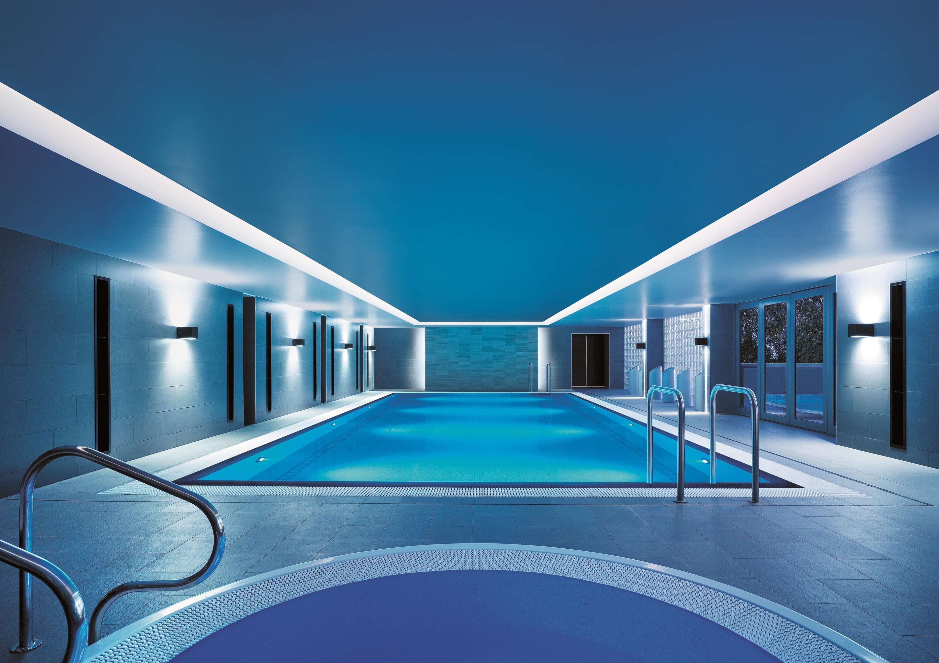 Shangri-La Sydney pool og spa
